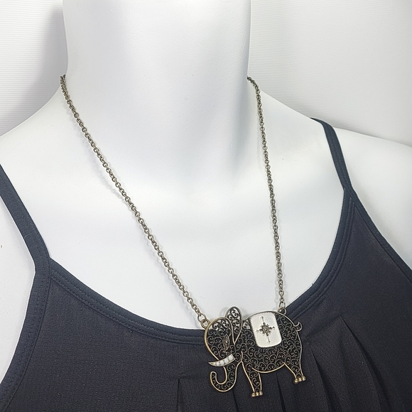 Elephant Pendant Off White Enamel Brass Chain Large Necklace - Picture 3 of 10